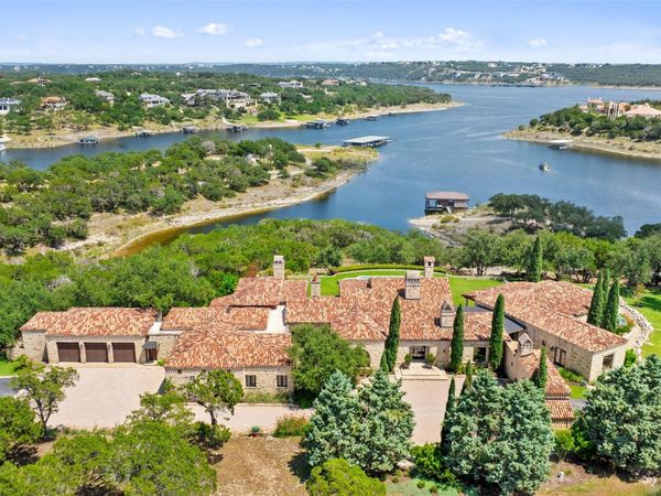 201 S Angel Light DR, Spicewood, TX 78669