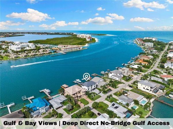 18 Pelican ST E, NAPLES, FL 34113