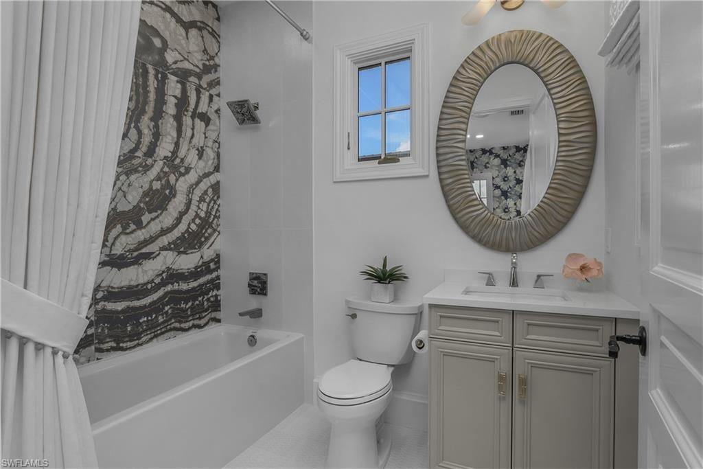 16653 Toscana Cir , Unit 702, Naples, FL 34110 Photo