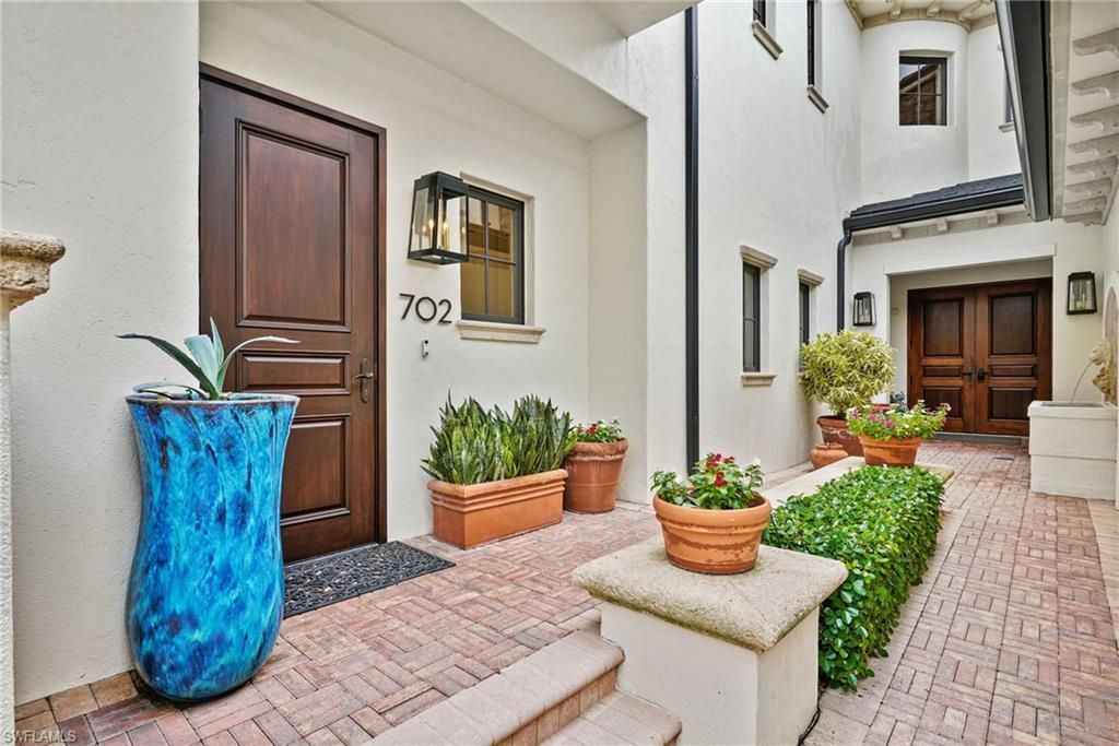 16653 Toscana Cir , Unit 702, Naples, FL 34110 Photo