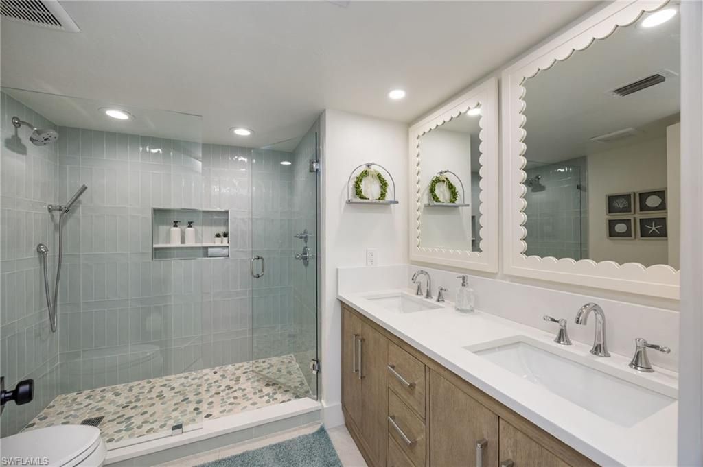 6151 Pelican Bay Blvd , Unit 27, Naples, FL 34108 Photo