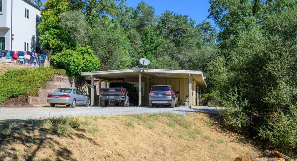2823 Manor Dr, Placerville, CA 95667 Photo