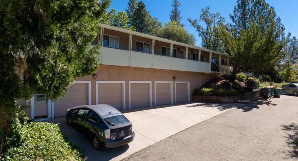 627-635 Weaver Way, Placerville, CA 95667 Photo