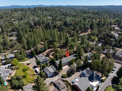 627-635 Weaver Way, Placerville, CA 95667 Photo