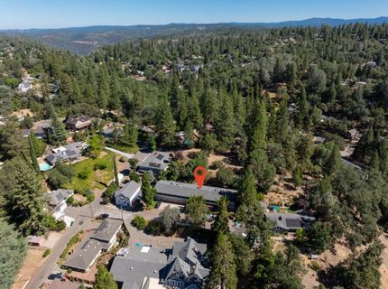 627-635 Weaver Way, Placerville, CA 95667 Photo