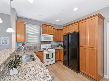 214 Blossom Rock Ln #38, Unit 38, Folsom, CA 95630 Photo