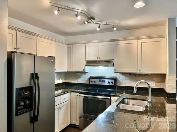 3306 Selwyn Farms Lane , Unit 7, Charlotte, NC 28209