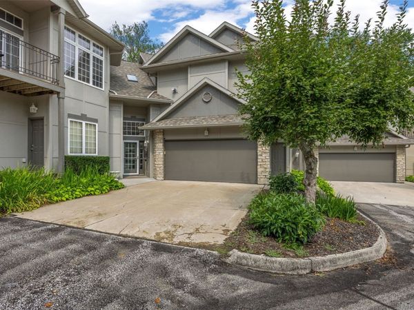 265 Holiday Road , Unit 3, Coralville, IA 52241