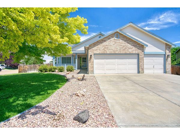 620 Bellingham Pl, Longmont, CO 80504
