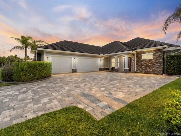 1100 SW Squire Johns Lane , Palm City, FL 34990