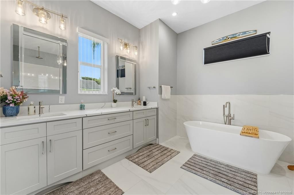1100 SW Squire Johns Lane, Palm City, FL 34990 Photo