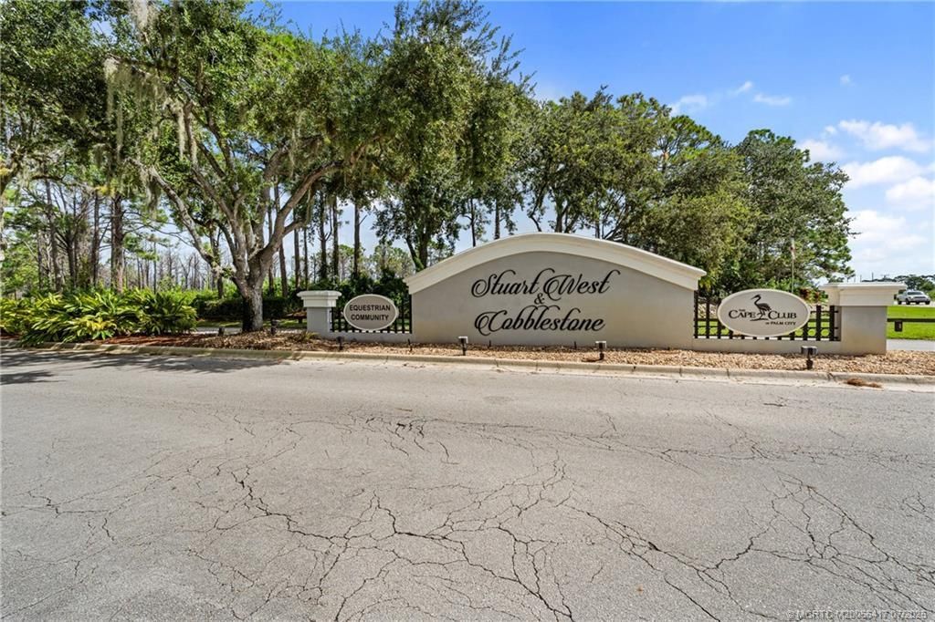 1100 SW Squire Johns Lane, Palm City, FL 34990 Photo
