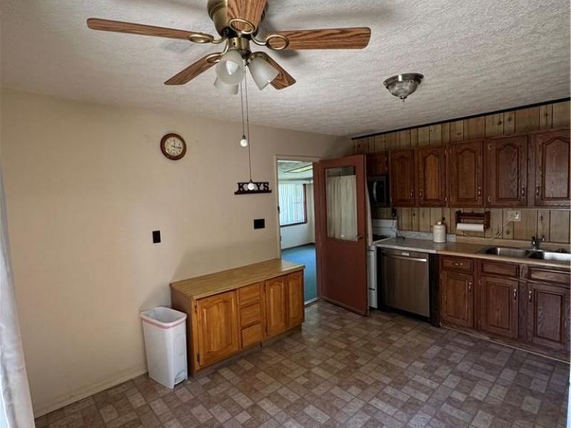 1991 Drake Drive, Xenia, OH 45385 Photo 24