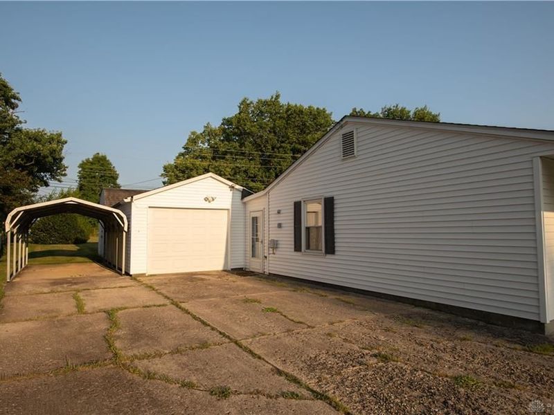1991 Drake Drive, Xenia, OH 45385 Photo 3