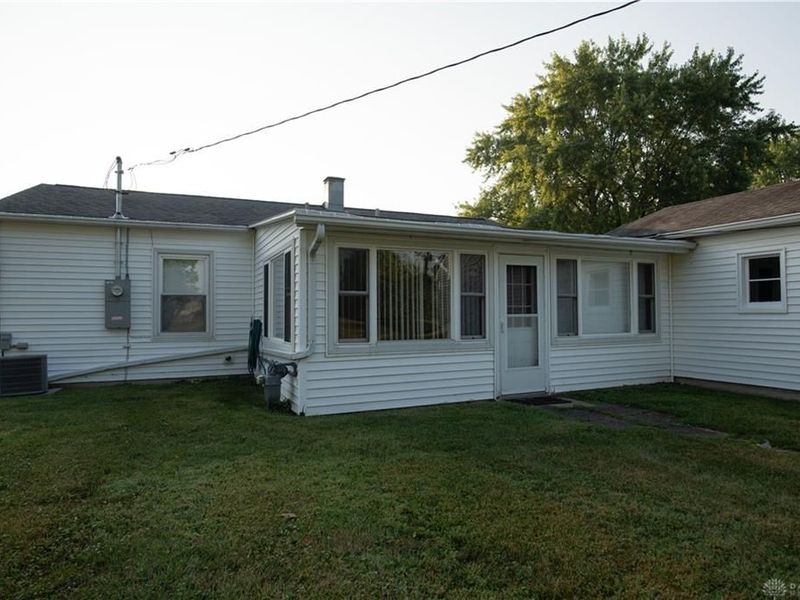 1991 Drake Drive, Xenia, OH 45385 Photo 5
