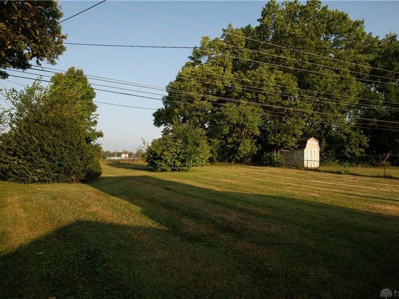 1991 Drake Drive, Xenia, OH 45385 Photo 9