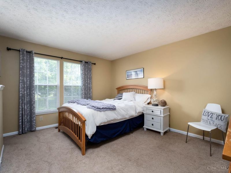 556 Laurel Grove Court, Union Twp, OH 45244 Photo 11