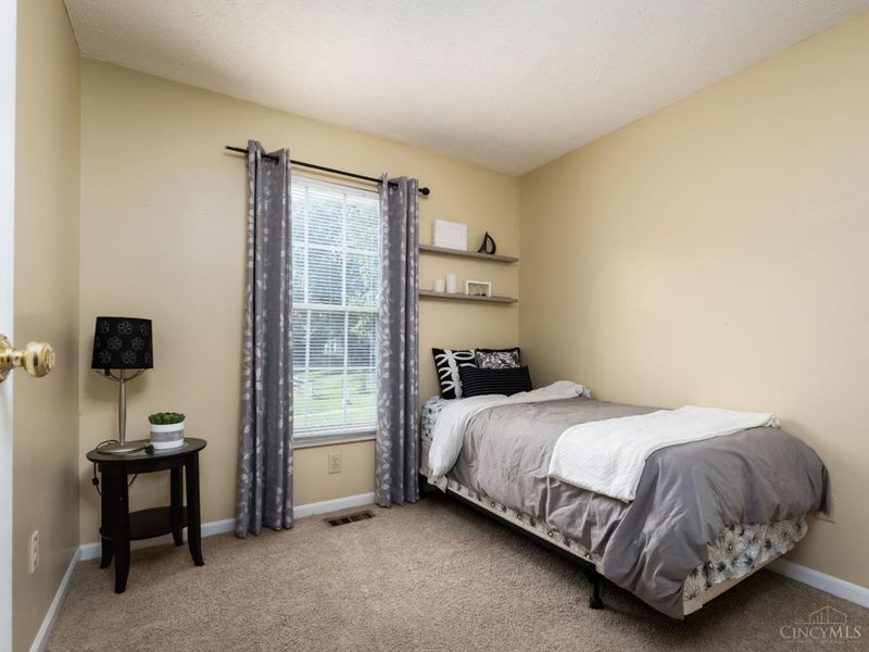 556 Laurel Grove Court, Union Twp, OH 45244 Photo 15
