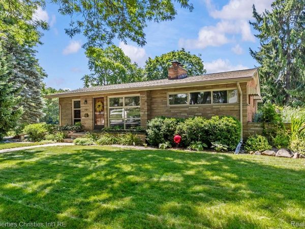701 Spring Drive , Northville, Mi 48167