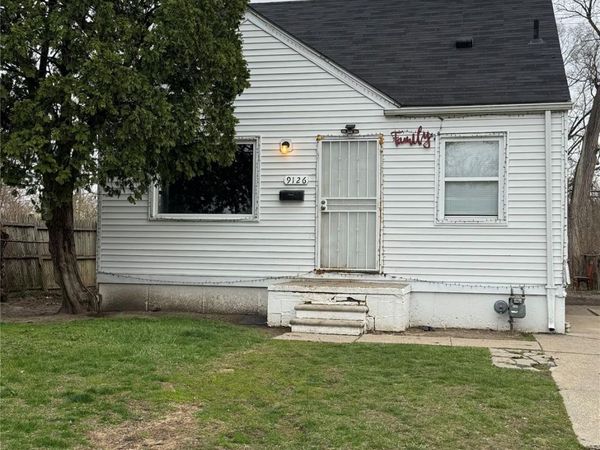 9126 Abington Avenue , Detroit, Mi 48228