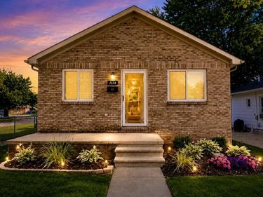 11124 Essex Avenue, Warren, Mi 48089