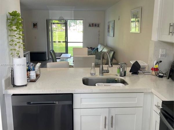 10434 Sunrise Lakes Blvd , Unit 107, Sunrise, FL 33322