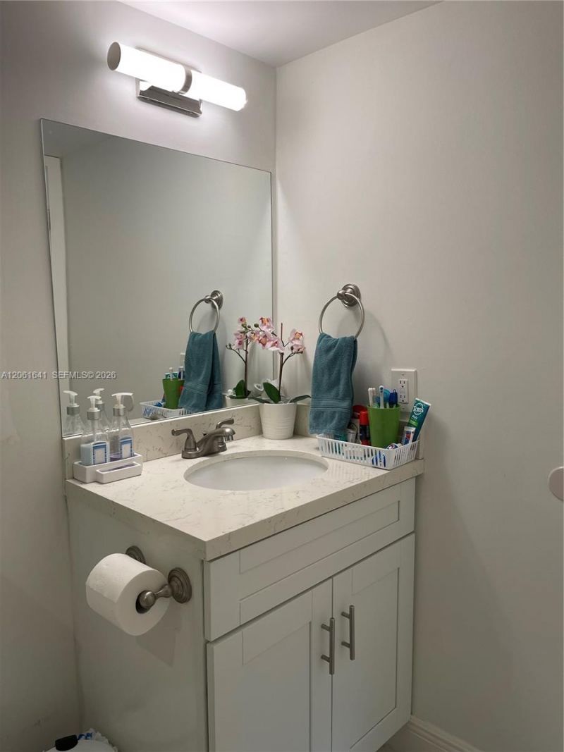 10434 Sunrise Lakes Blvd , Unit 107, Sunrise, FL 33322 Photo