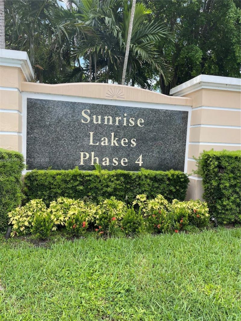 10434 Sunrise Lakes Blvd , Unit 107, Sunrise, FL 33322 Photo