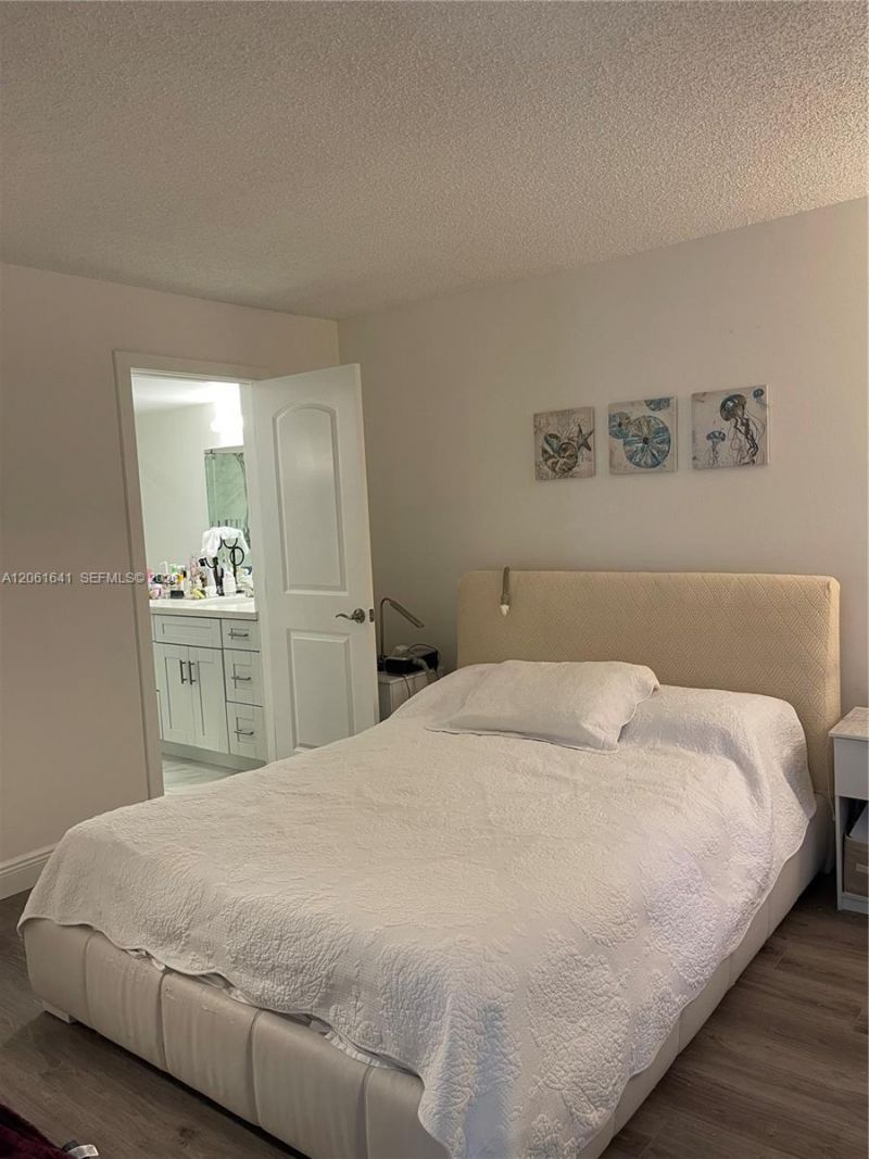 10434 Sunrise Lakes Blvd , Unit 107, Sunrise, FL 33322 Photo