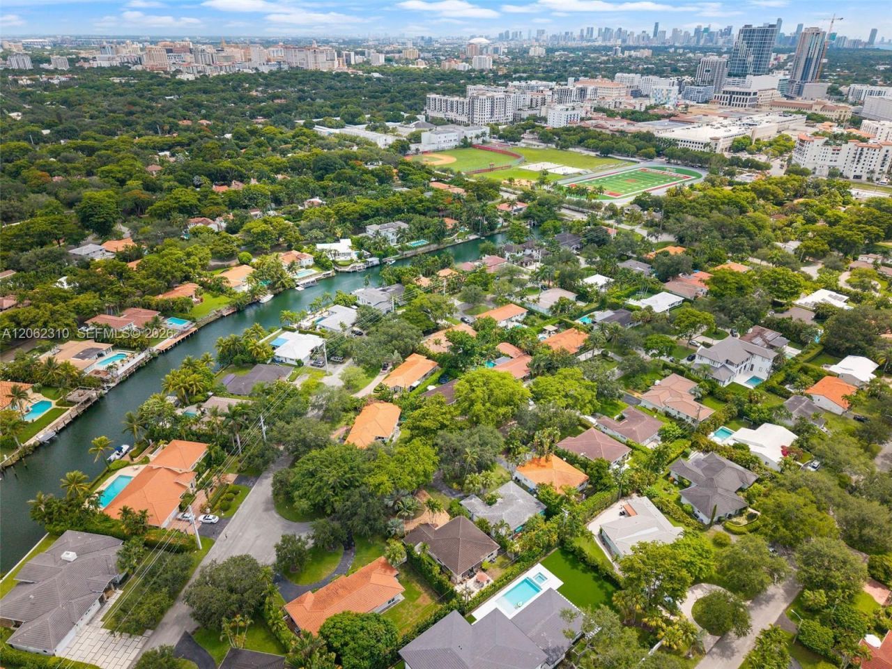 548 Vilabella Ave, Coral Gables, FL 33146 Photo
