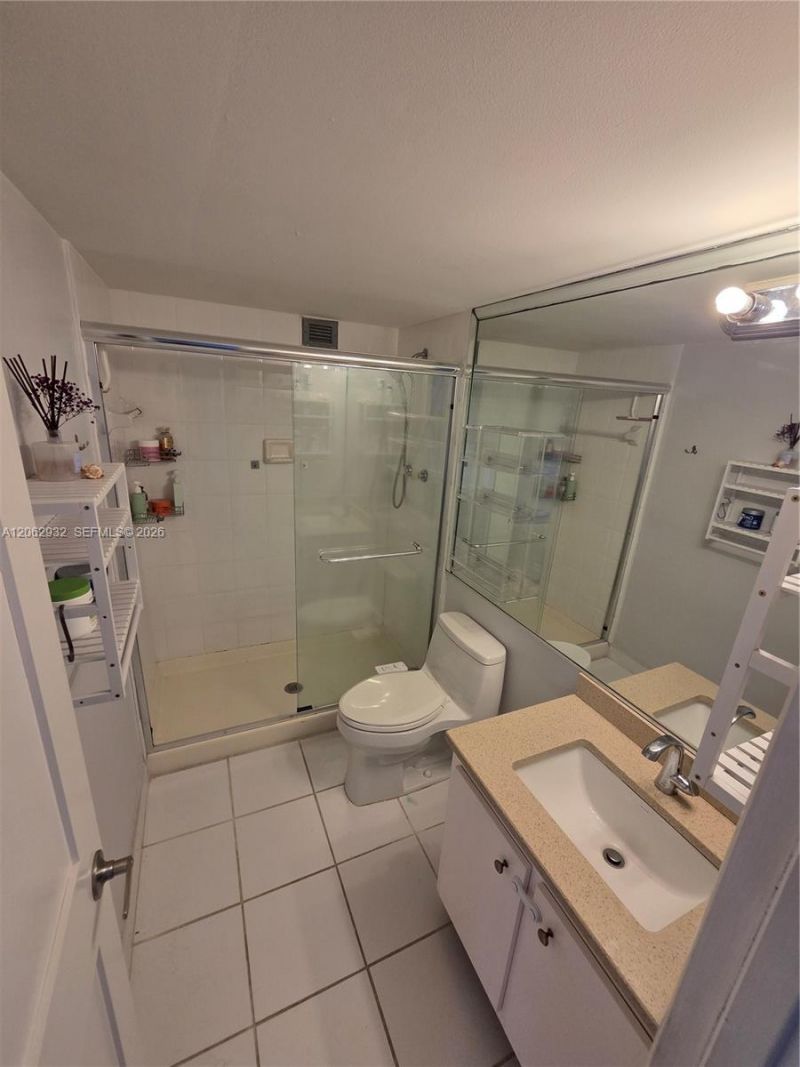 200 Leslie Dr , Unit 1029, Hallandale Beach, FL 33009 Photo