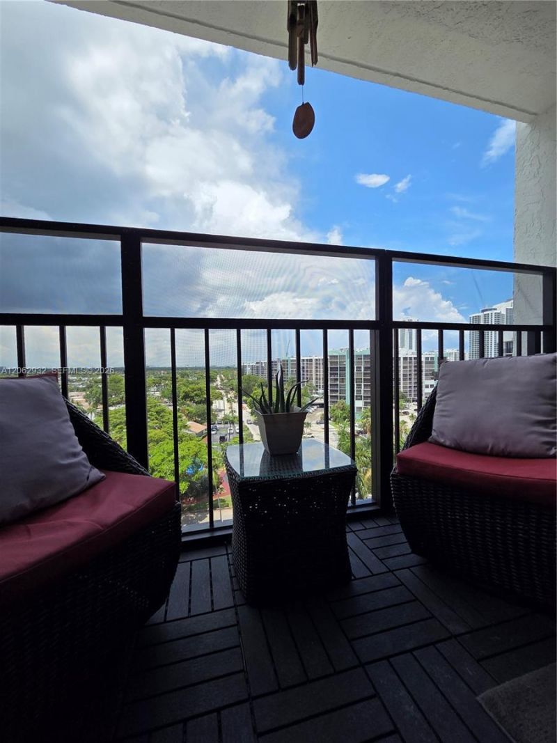 200 Leslie Dr , Unit 1029, Hallandale Beach, FL 33009 Photo