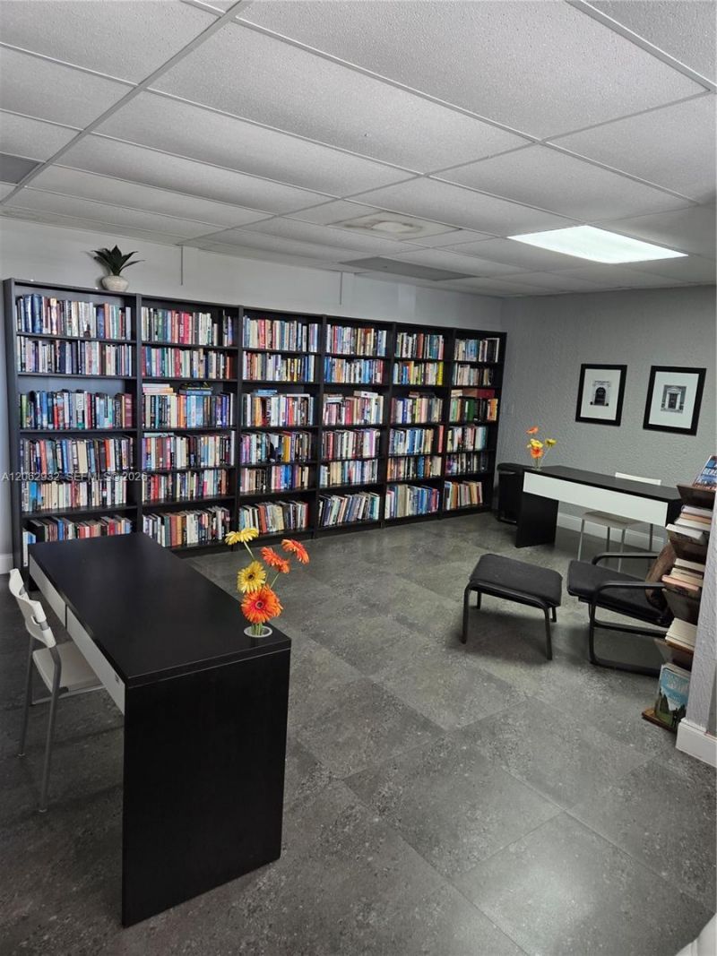 200 Leslie Dr , Unit 1029, Hallandale Beach, FL 33009 Photo