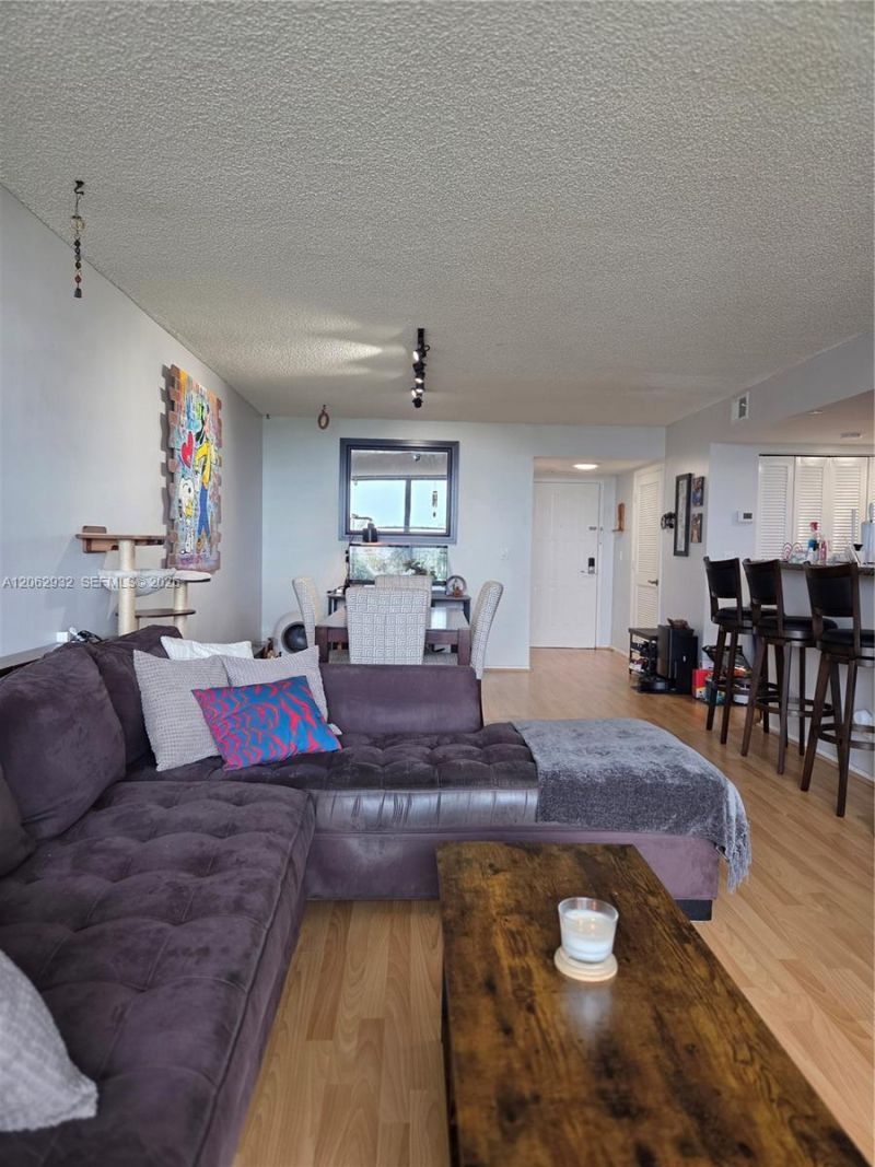 200 Leslie Dr , Unit 1029, Hallandale Beach, FL 33009 Photo