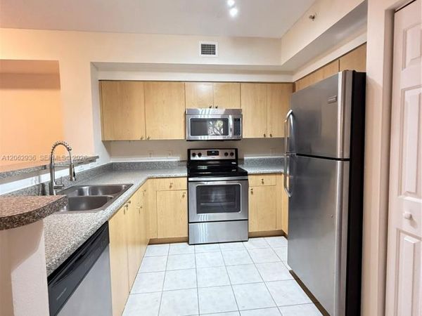 7940 N Nob Hill Rd , Unit 204, Tamarac, FL 33321