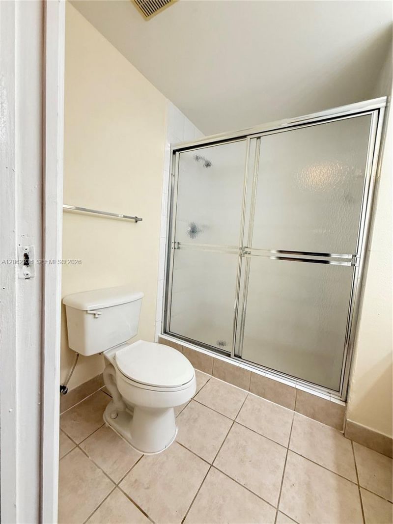 7940 N Nob Hill Rd , Unit 204, Tamarac, FL 33321 Photo