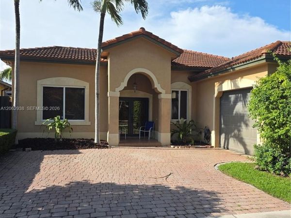 14811 SW 32nd Ln , Unit 00, Miami, FL 33185