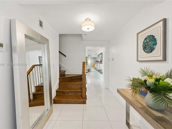 420 Aledo Ave , Coral Gables, FL 33134