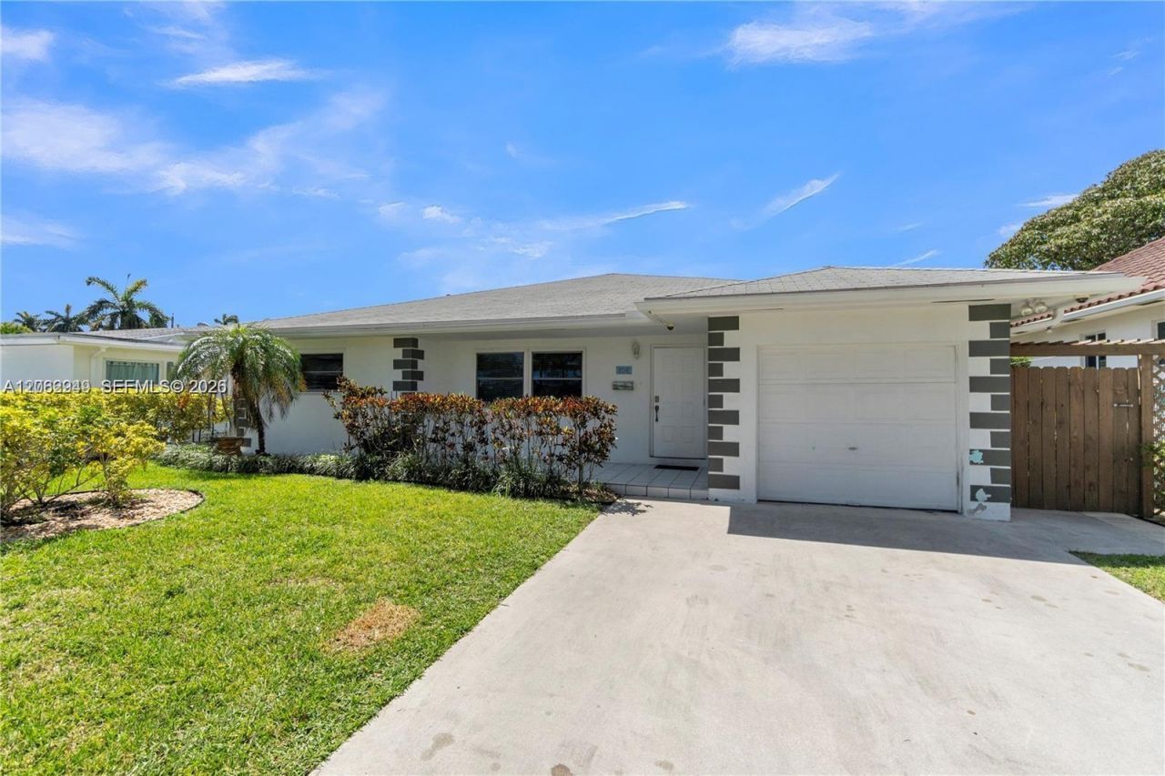 806 NE 4th St , Hallandale Beach, FL 33009 Photo