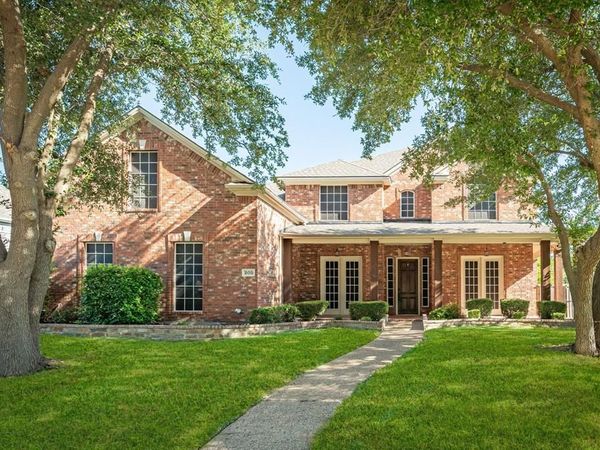 205 Creekside Drive, Murphy, TX 75094