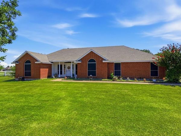 1328 Pierce Road , Red Oak, TX 75154