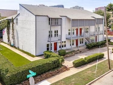 3827 Gilbert Avenue, Unit 109, Dallas, TX 75219