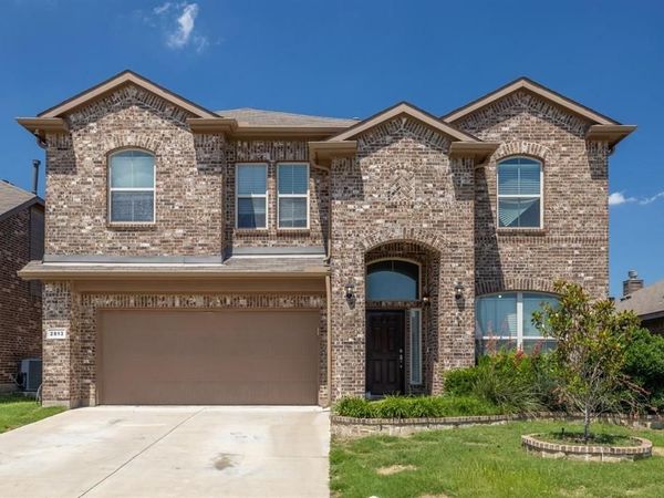 2813 Saddle Creek Drive, Fort Worth, TX 76177