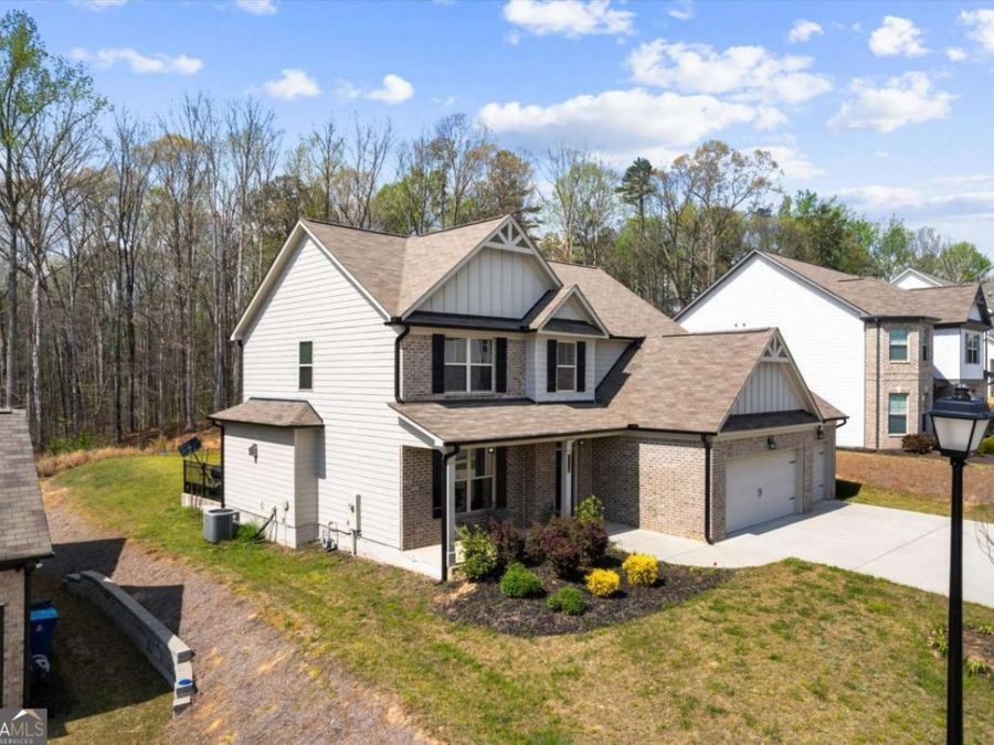 Property Image 4