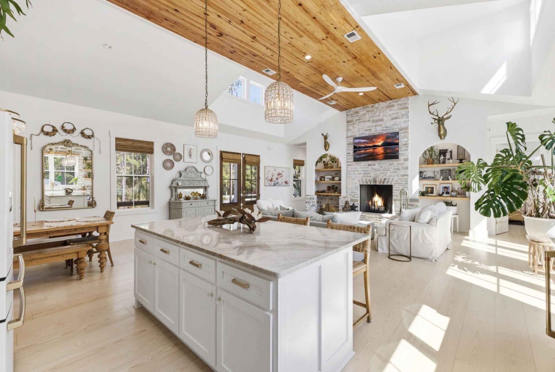 1282 Kings River Rd. Photo 19