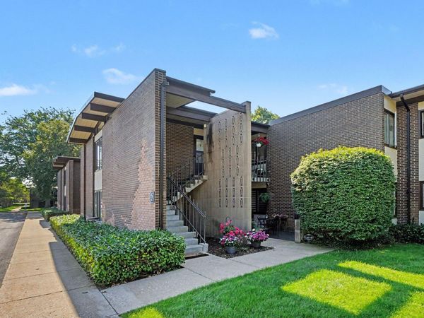808 S Beacon Boulevard, Unit 42, Grand Haven, MI 49417