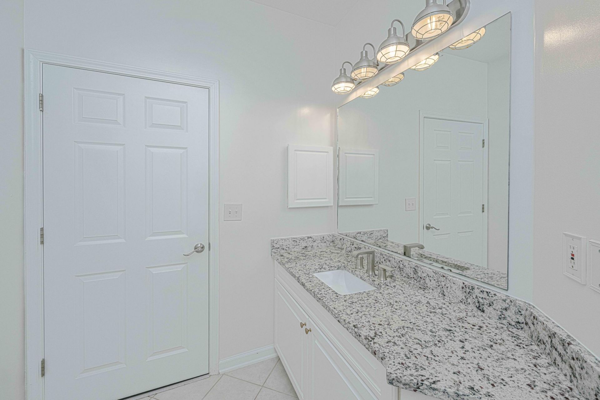 1216 Telfair Way Photo 24