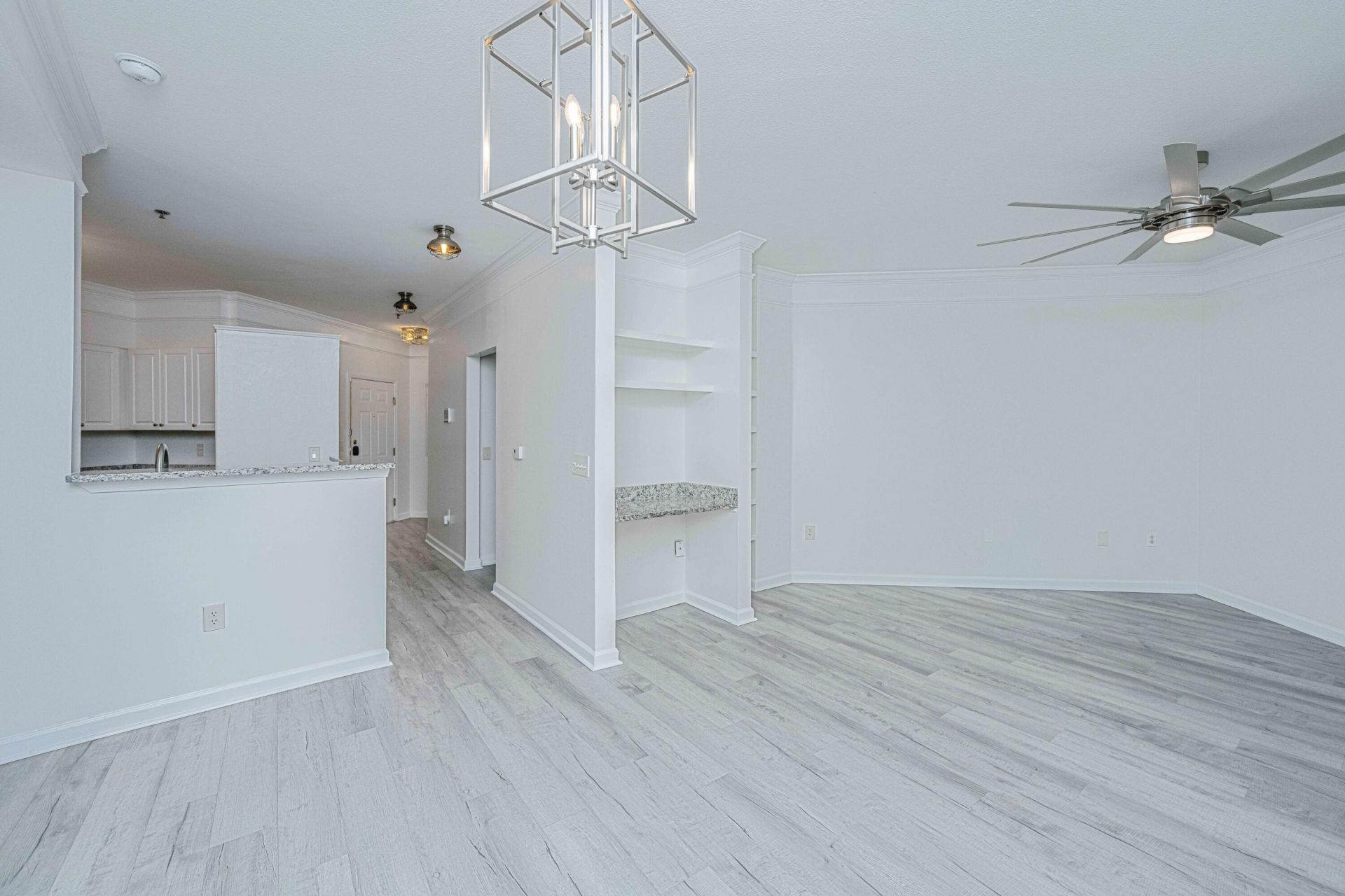 1216 Telfair Way Photo 4