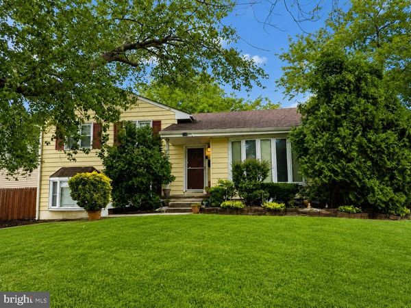 219 MAINE AVENUE , CHERRY HILL, NJ 08002