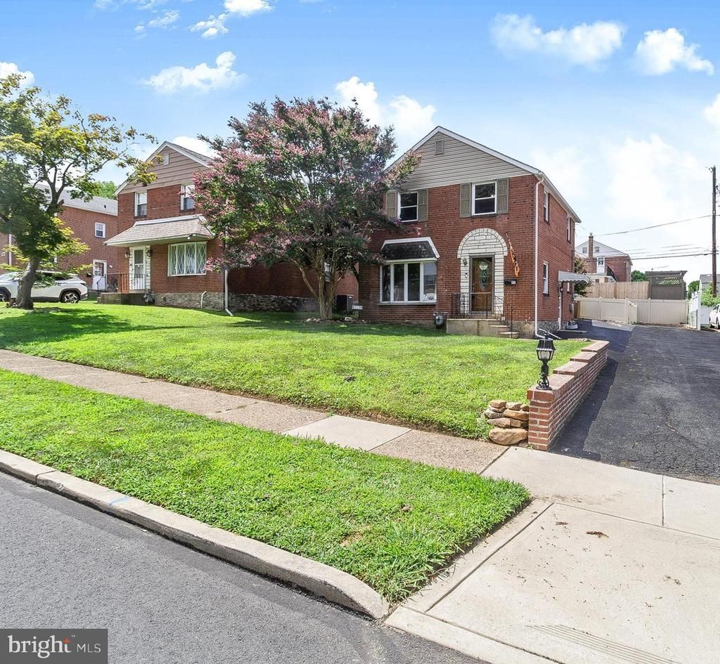 414 DALMAS AVENUE , GLENOLDEN, PA 19036